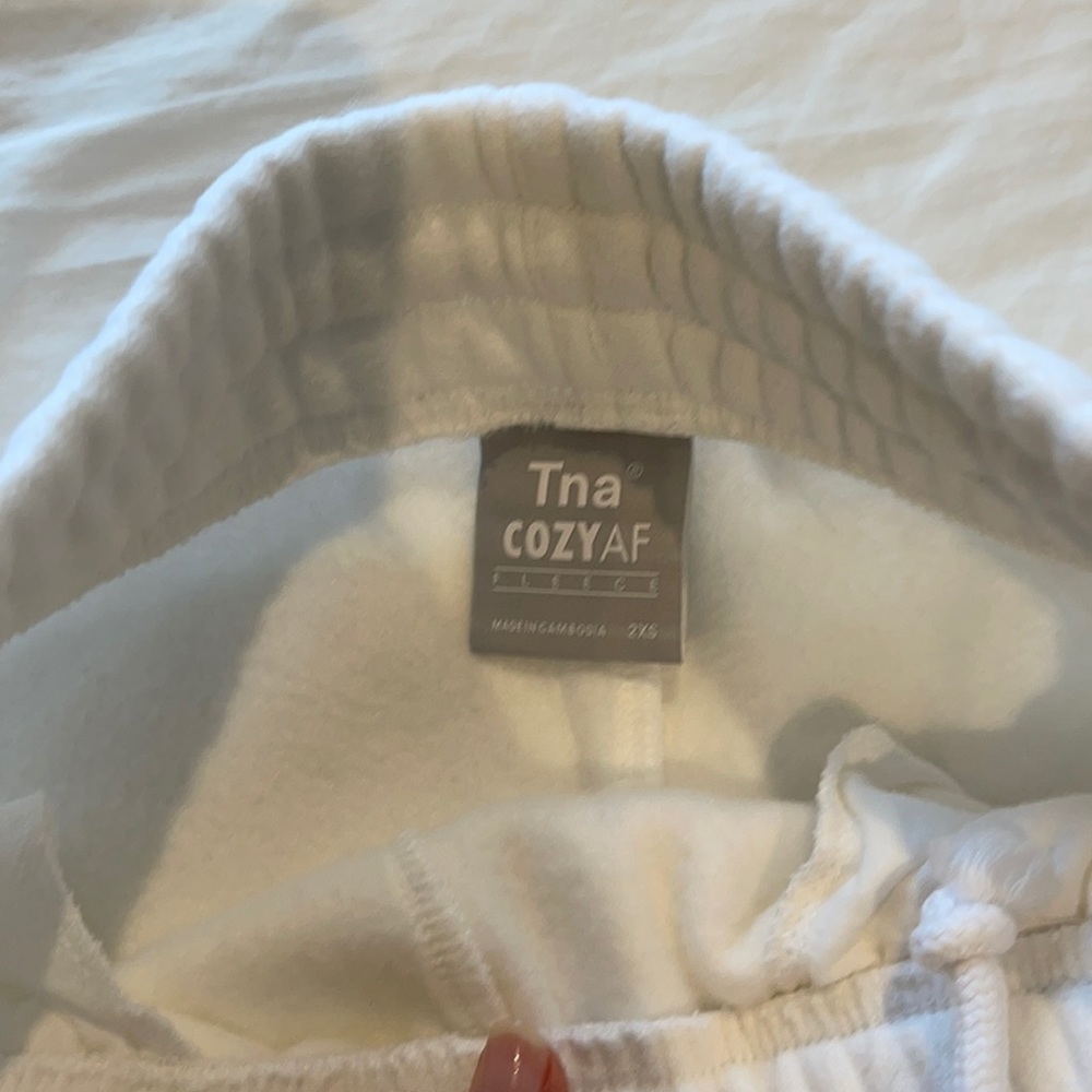 COZY AF BOYFRIEND SWEATS IN WHITE